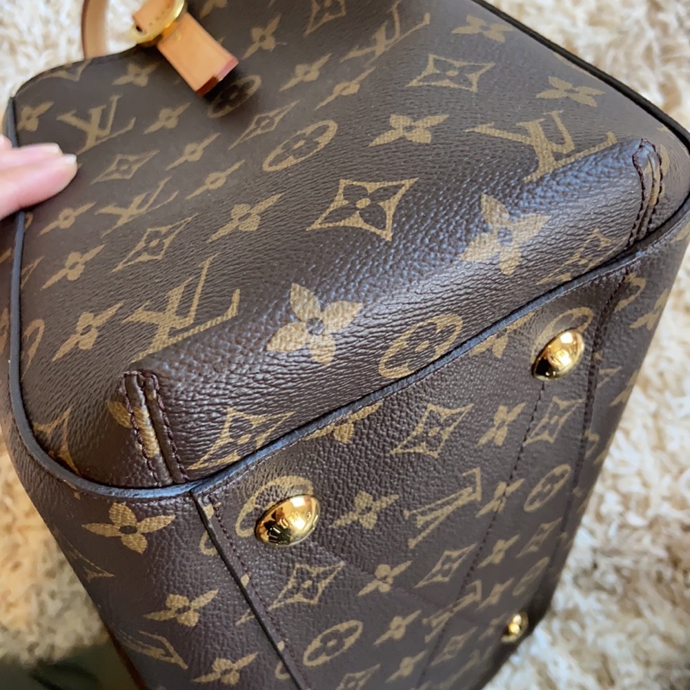 【SOLD】Louis Vuitton Montaigne MM - Picture 6 of 14